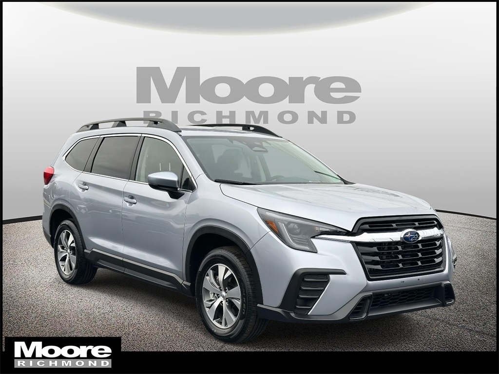 2025 Subaru Ascent Premium's photo