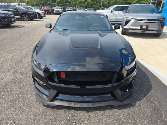 2016 Ford Mustang Shelby GT350 photo 2