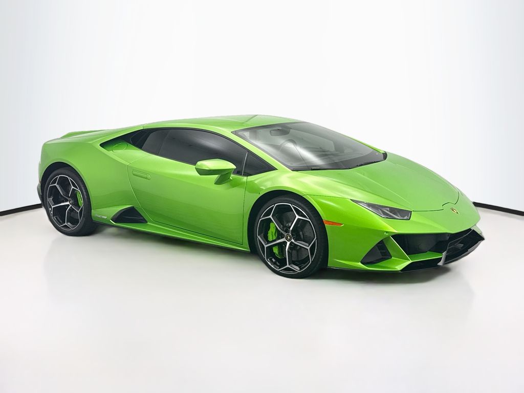 2021 Lamborghini Huracan Evo Base photo 3