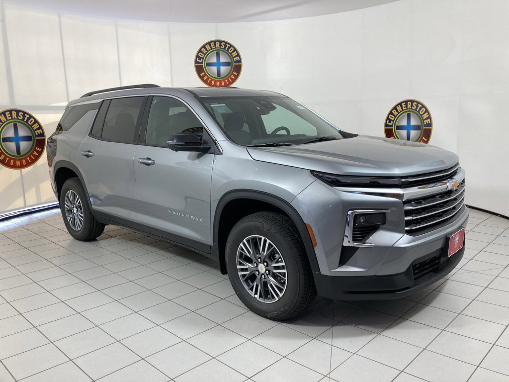 2026 Chevrolet Traverse photo 18