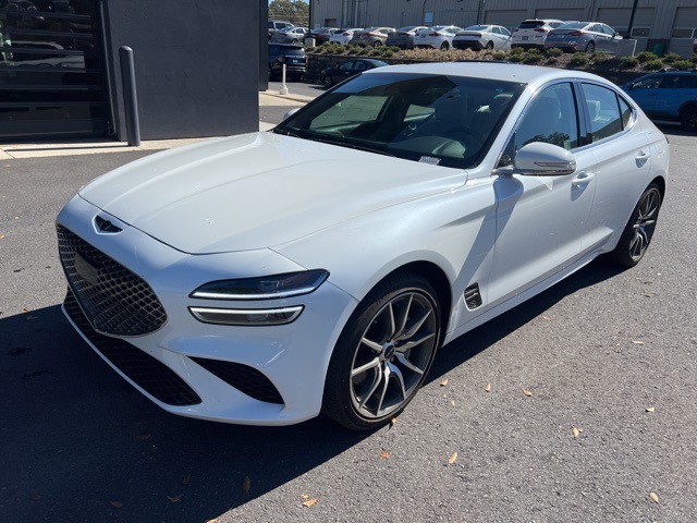 2025 GENESIS G70 Standard's photo