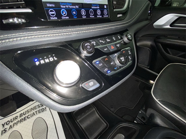 2020 Chrysler Pacifica Limited photo 20
