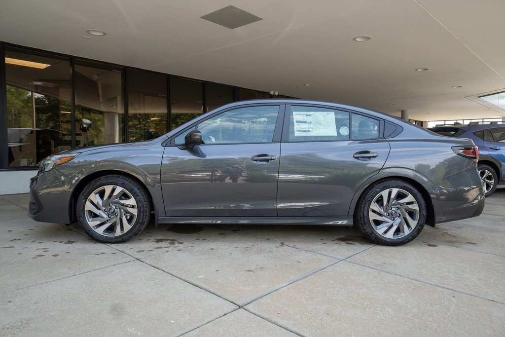2025 Subaru Legacy Limited photo 4