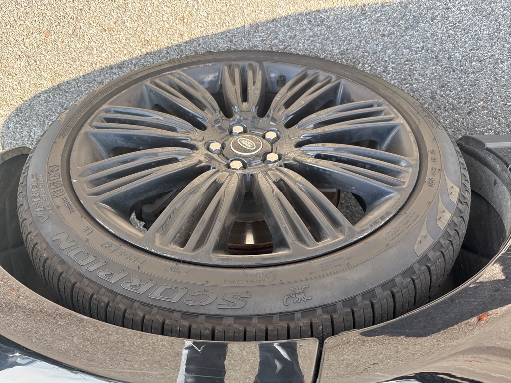 2021 Land Rover Range Rover HSE Westminster Edition photo 6