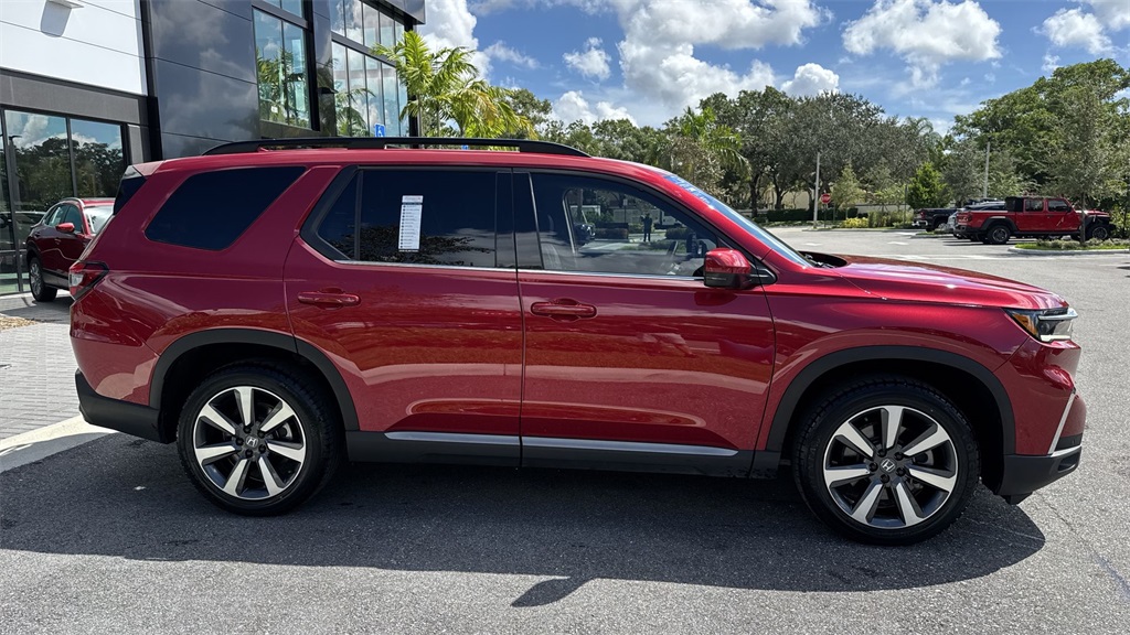 2025 Honda Pilot Touring photo 4