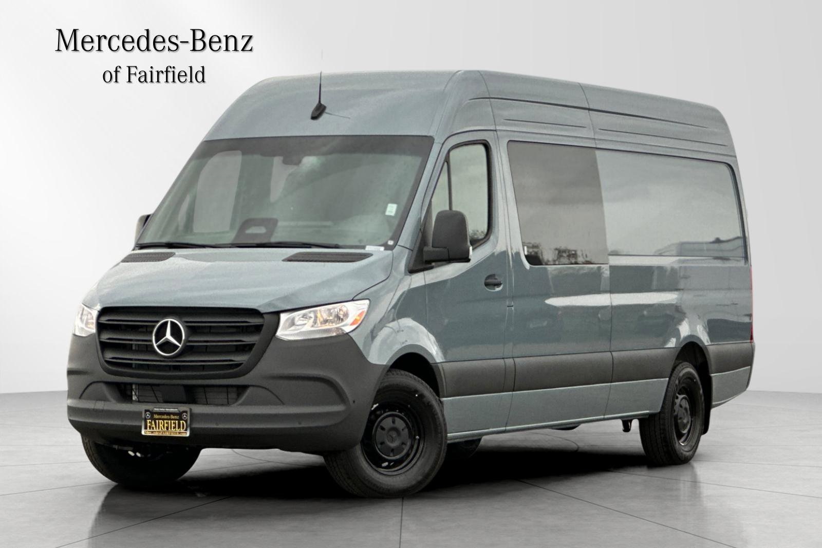 2025 Mercedes-Benz Sprinter Crew Van