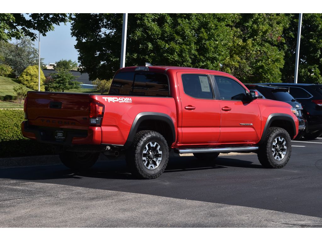 2019 Toyota Tacoma TRD 4x4 photo 3