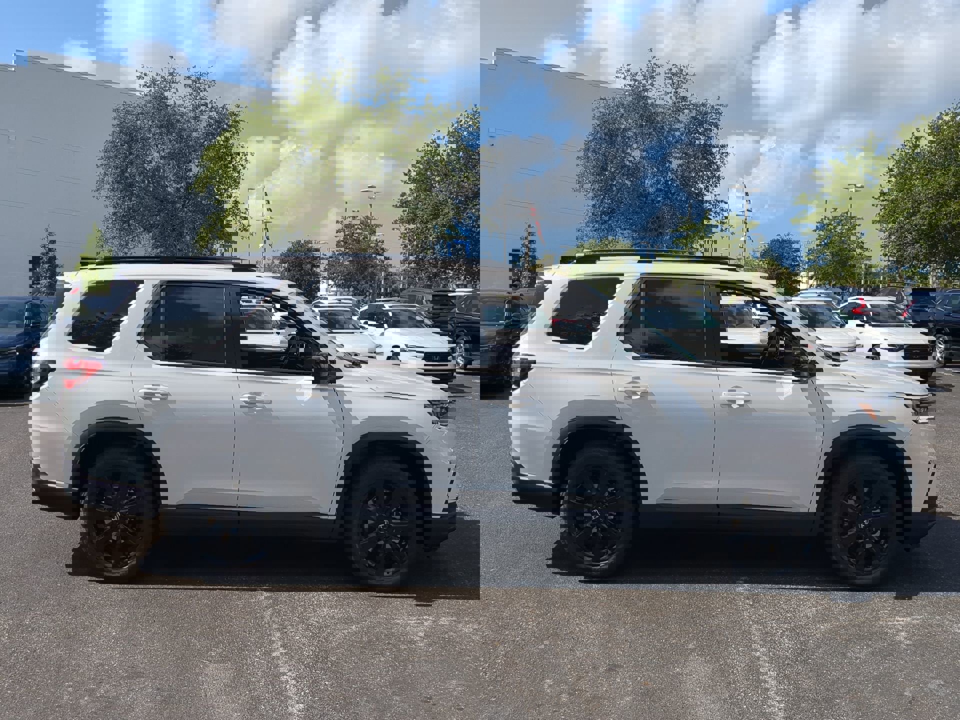 2025 Honda Pilot Black Edition photo 2