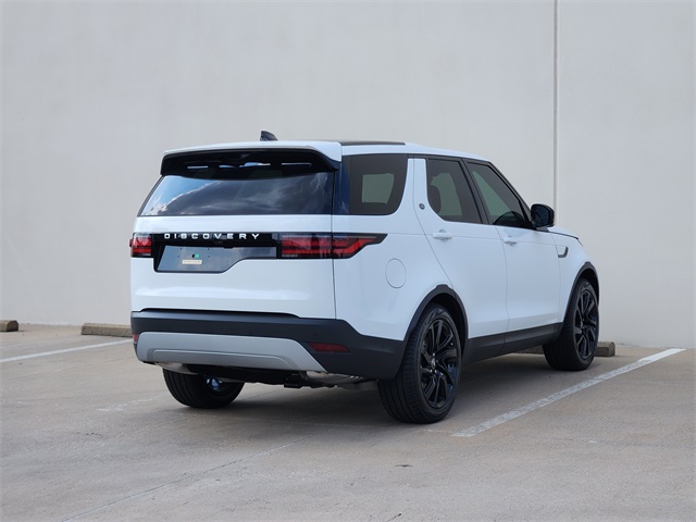 2025 Land Rover Discovery S photo 4