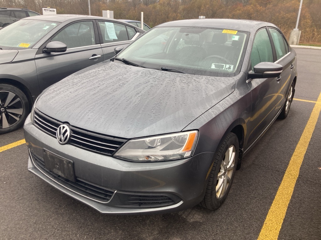 2014 Volkswagen Jetta 1.8T SE photo 2