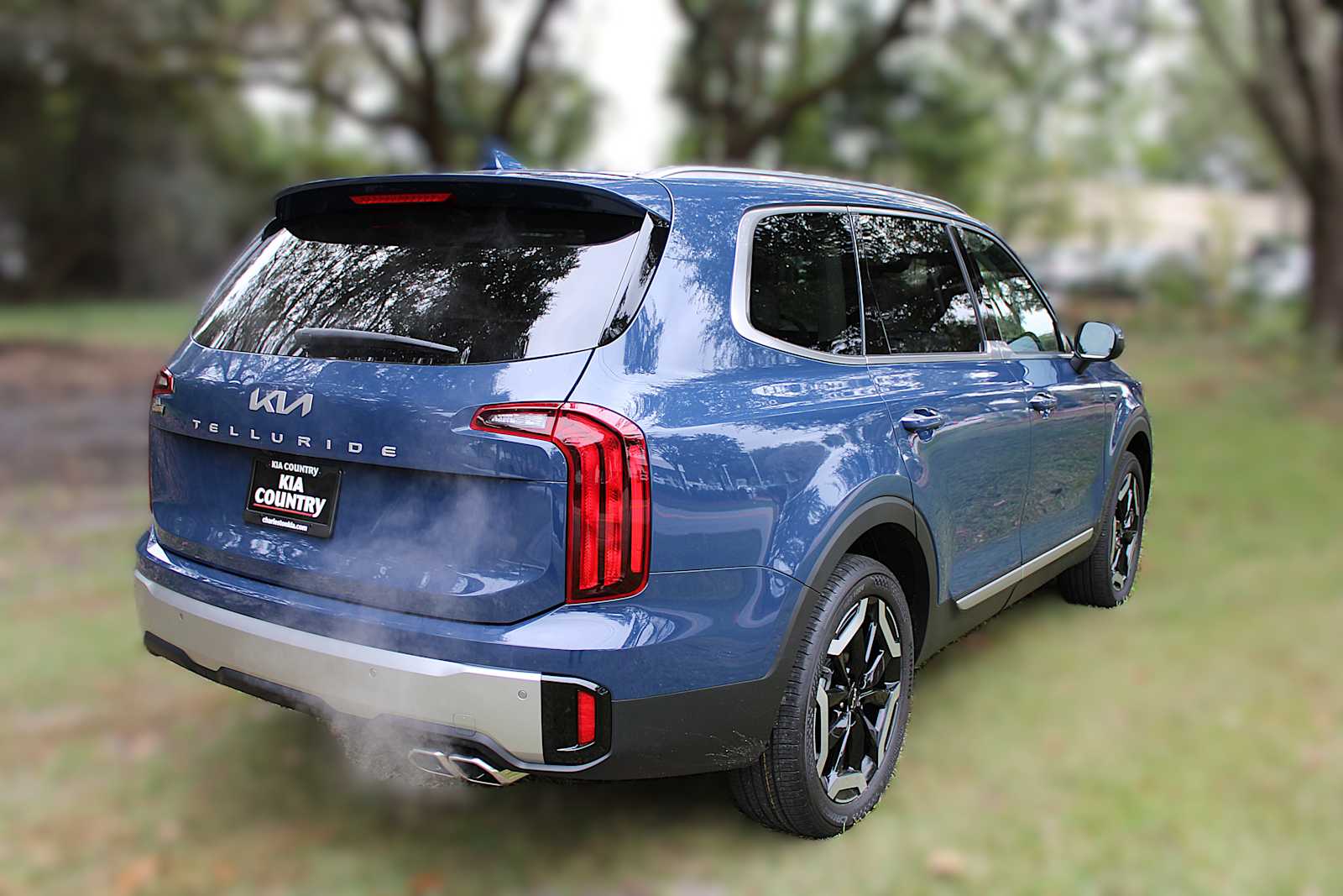 2025 Kia Telluride S photo 4