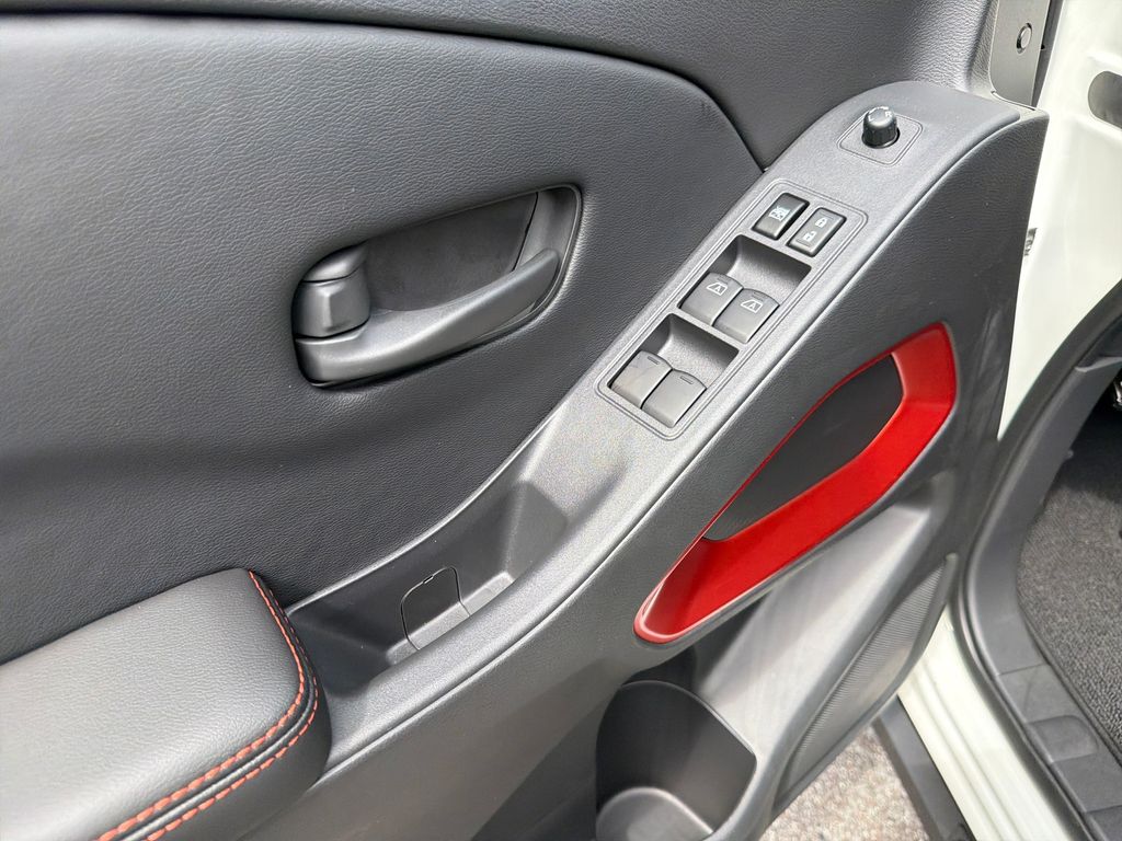 2026 Nissan Frontier PRO-4X photo 10