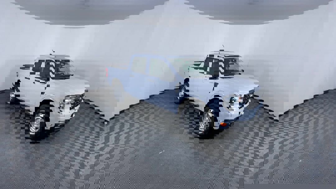 2025 Ford Maverick XL photo 2