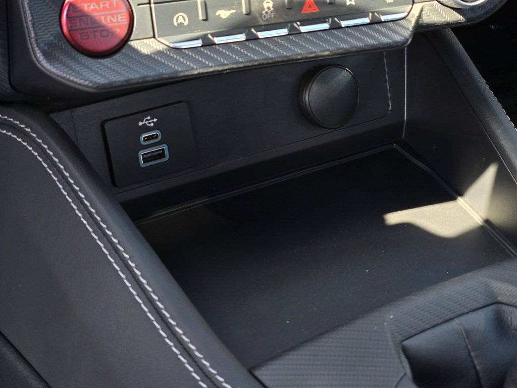2025 Ford Mustang GT Premium photo 22
