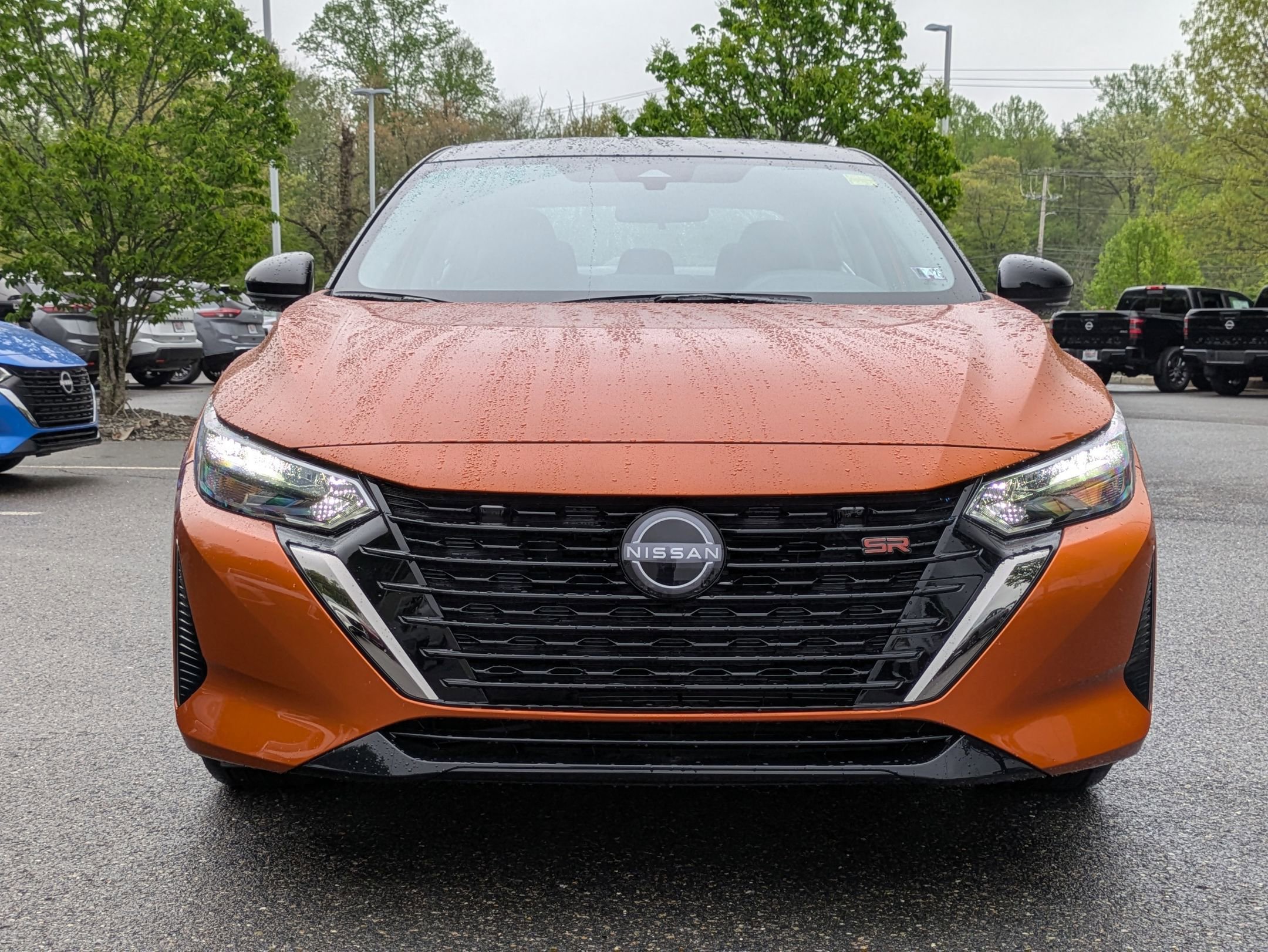 2025 Nissan Sentra SR photo 2