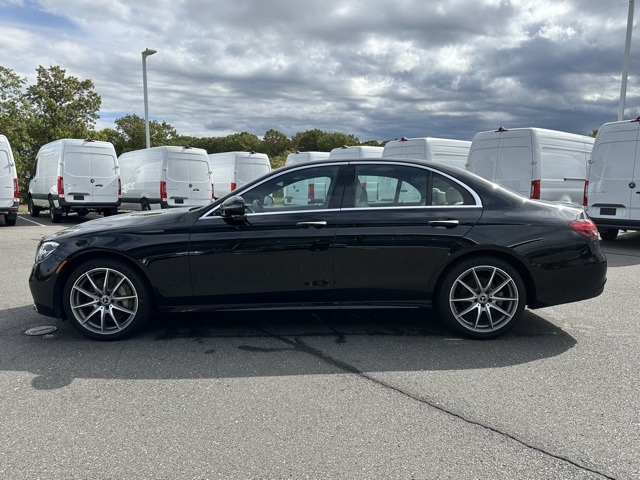 2021 Mercedes Benz E 350 4MATIC photo 4