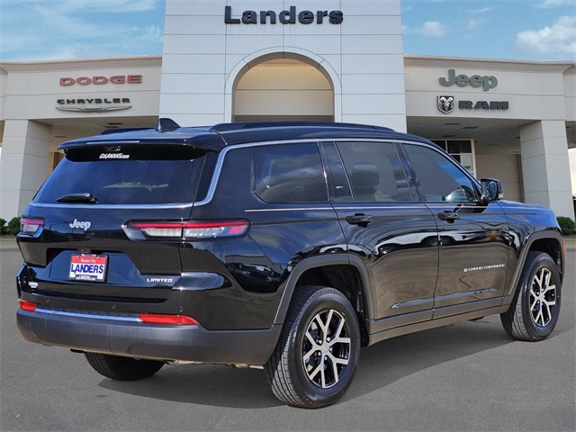 2025 Jeep Grand Cherokee Limited photo 3