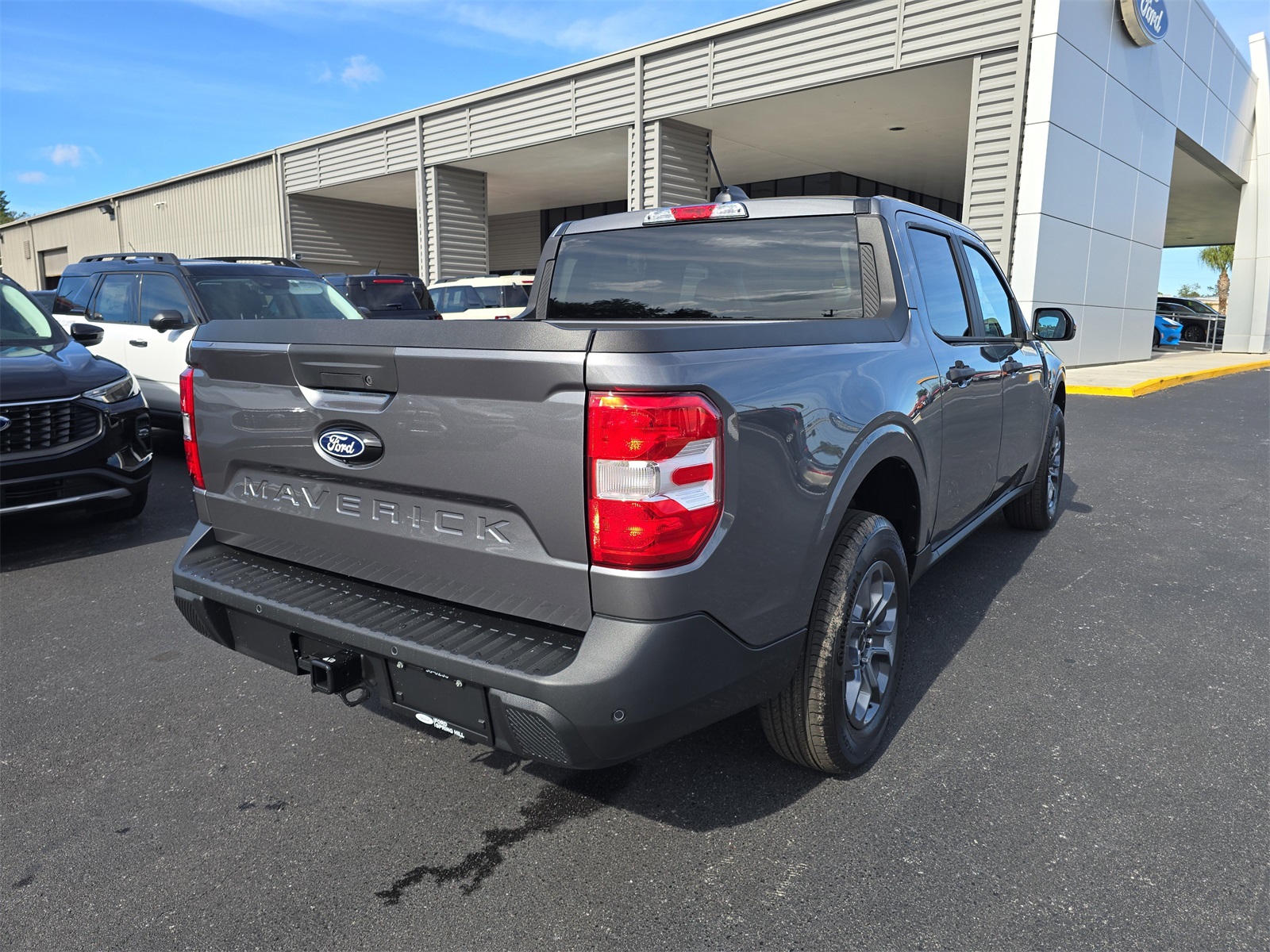 2025 Ford Maverick XLT photo 2