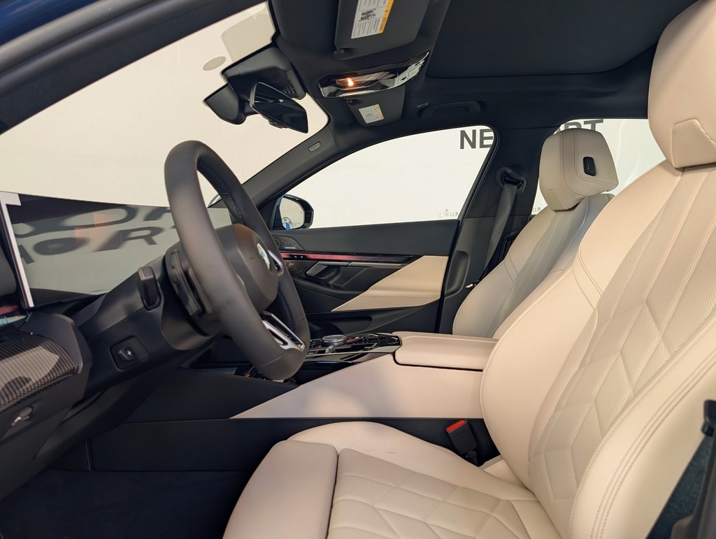 2026 Bmw 540i xDrive Sedan photo 2
