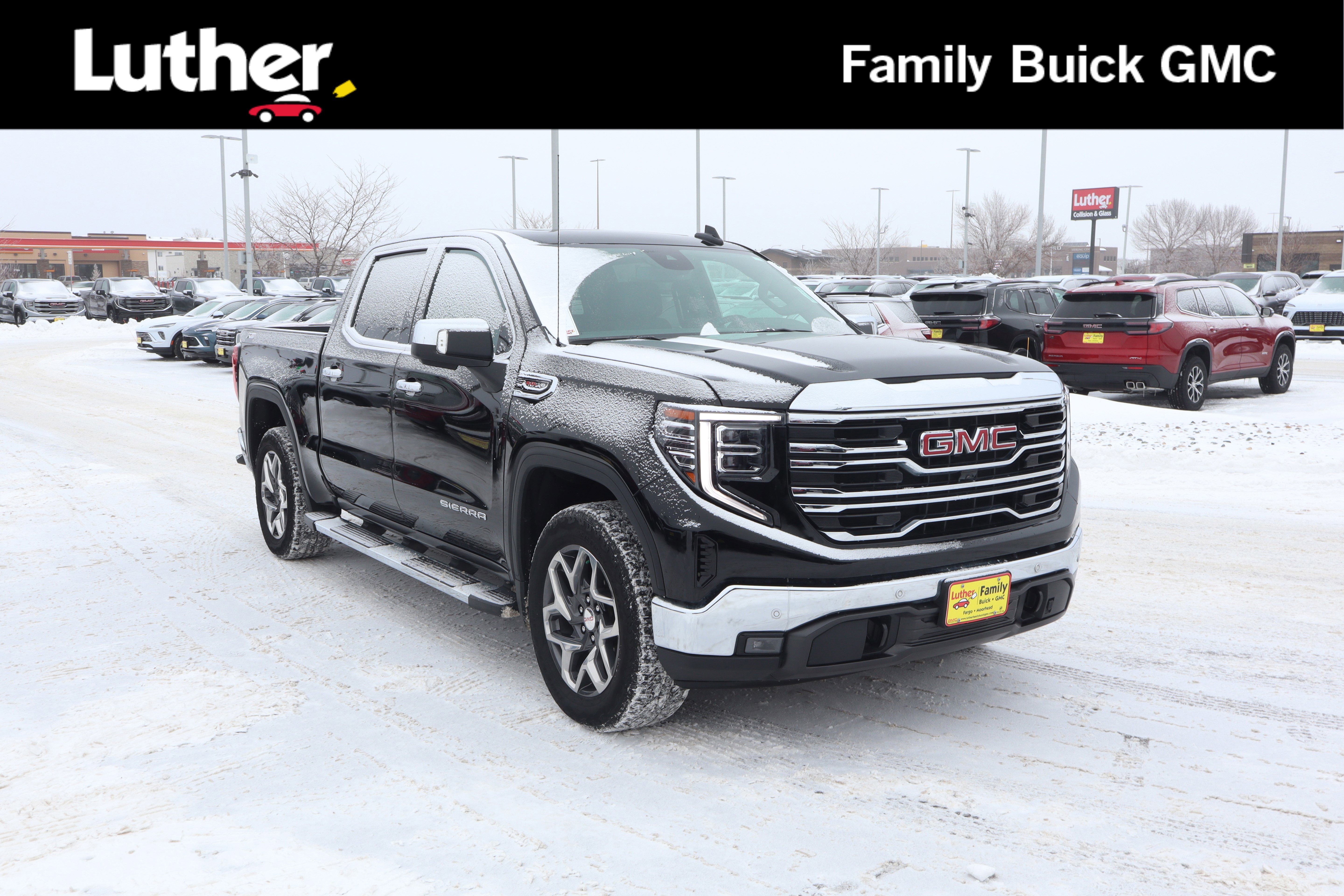 2024 GMC Sierra 1500 SLT's photo
