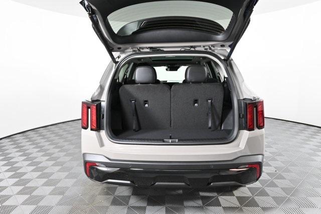2026 Kia Sorento X-Line EX photo 5
