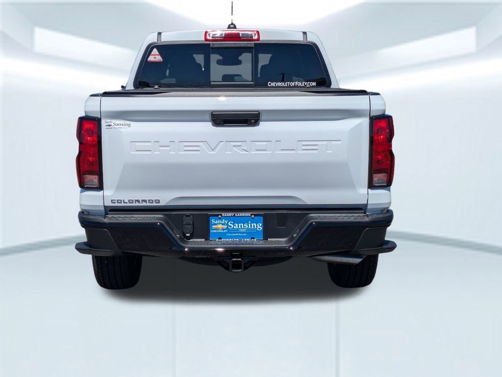 2024 Chevrolet Colorado photo 4