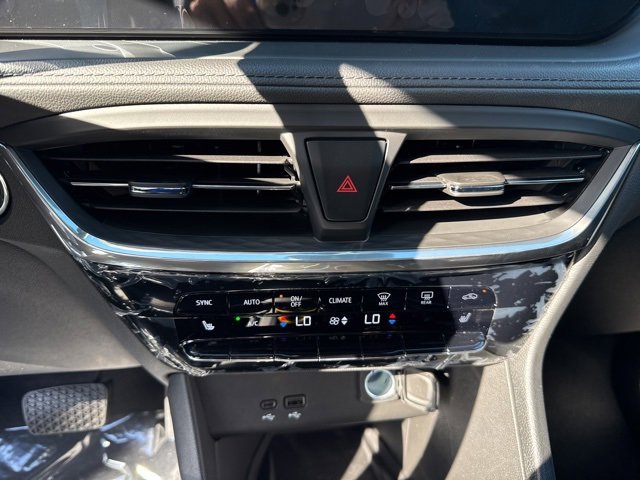 2026 Buick Encore GX Avenir photo 17