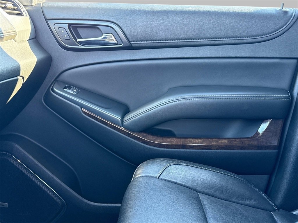 2018 Chevrolet Tahoe LT photo 18
