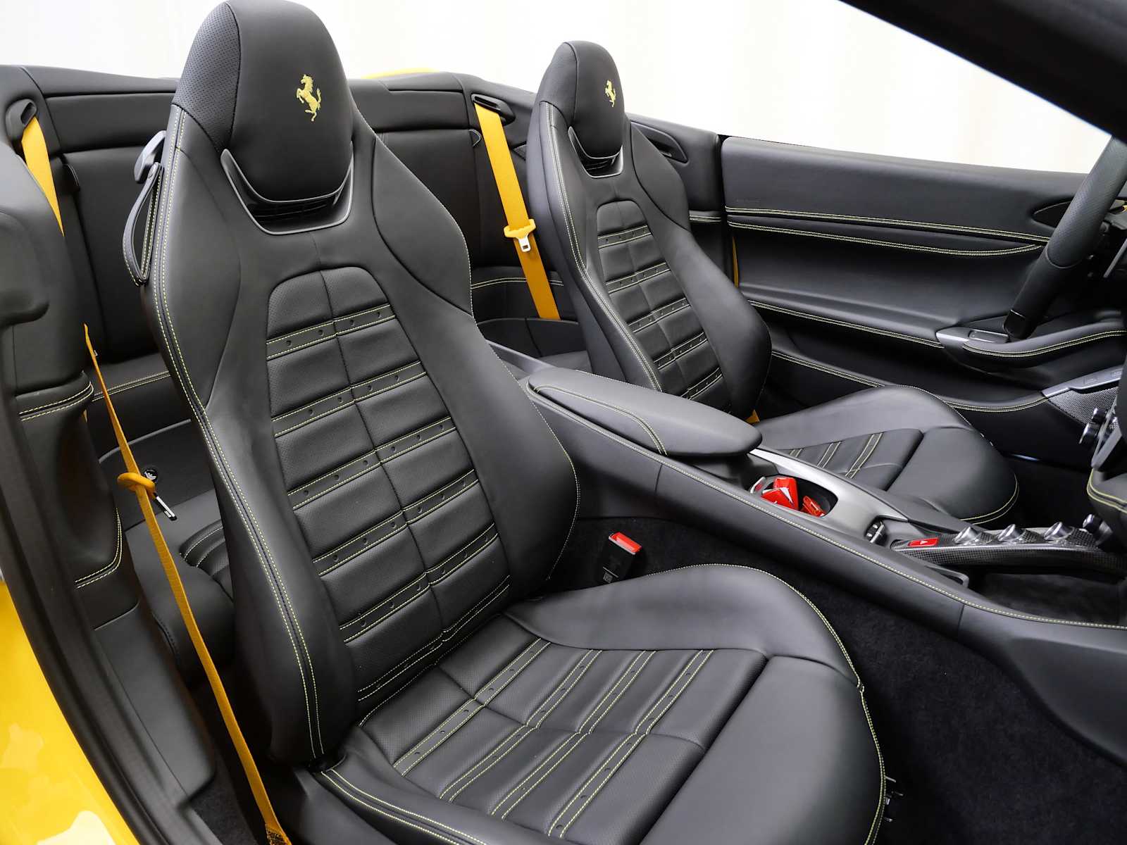 2023 Ferrari Portofino M photo 14
