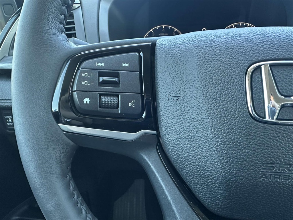 2025 Honda Odyssey Elite photo 16