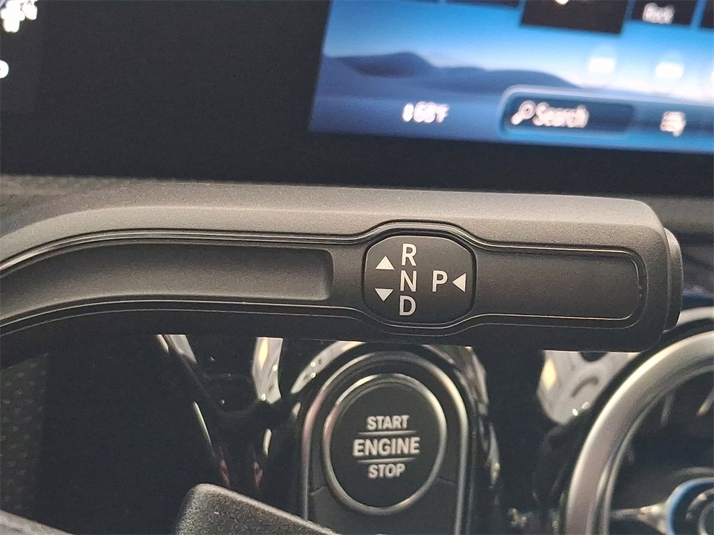 2025 Mercedes Benz CLA 250 4MATIC photo 10