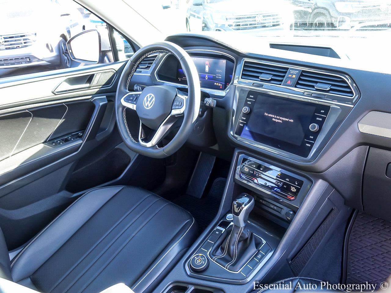 2022 VOLKSWAGEN TIGUAN - Image 22