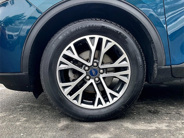 2020 Ford Escape SEL photo 7