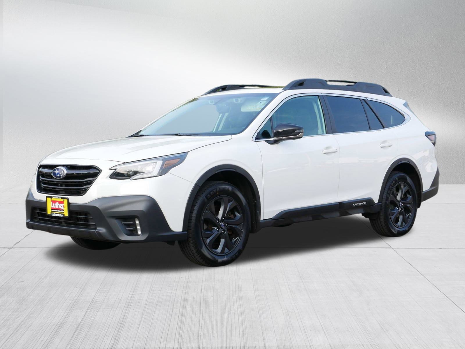 2020 Subaru Outback Onyx Edition XT photo 3