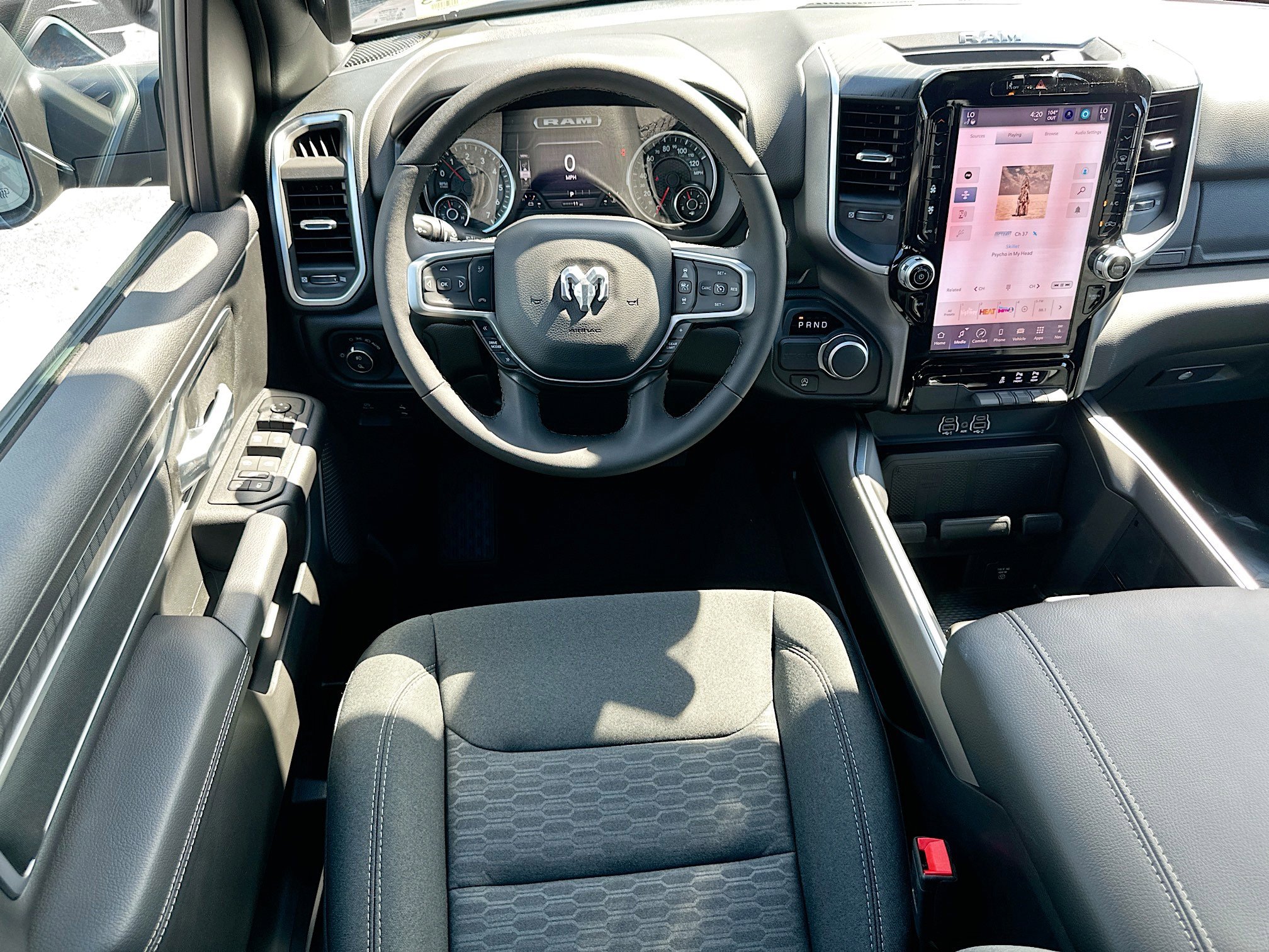 New 2025 RAM 1500 Big Horn Quad Cab in St. Petersburg S0013 Dayton