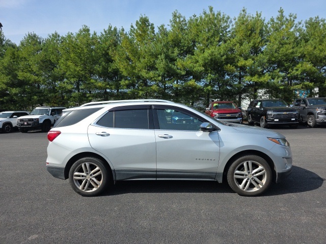 2018 Chevrolet Equinox Premier photo 3