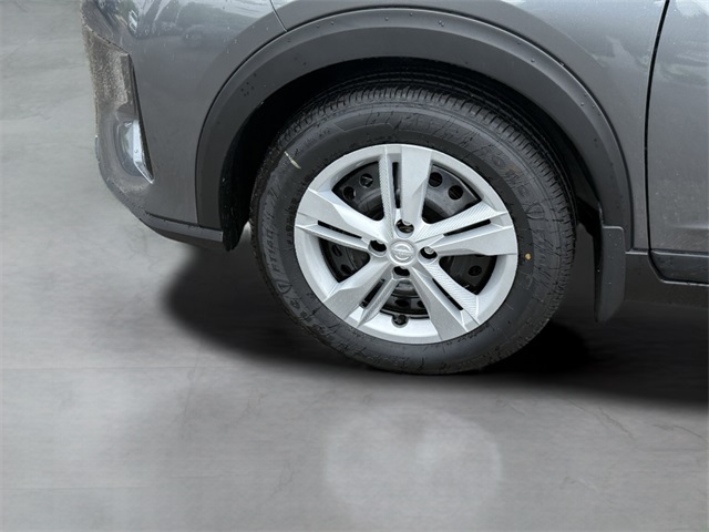 2025 Nissan Kicks Play S photo 6