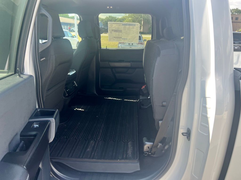 2025 Ford F-150 STX photo 16