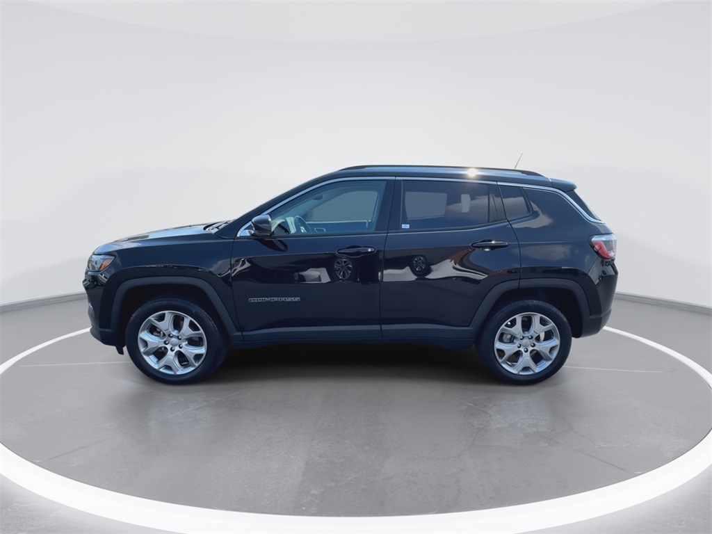2022 Jeep Compass Limited photo 5