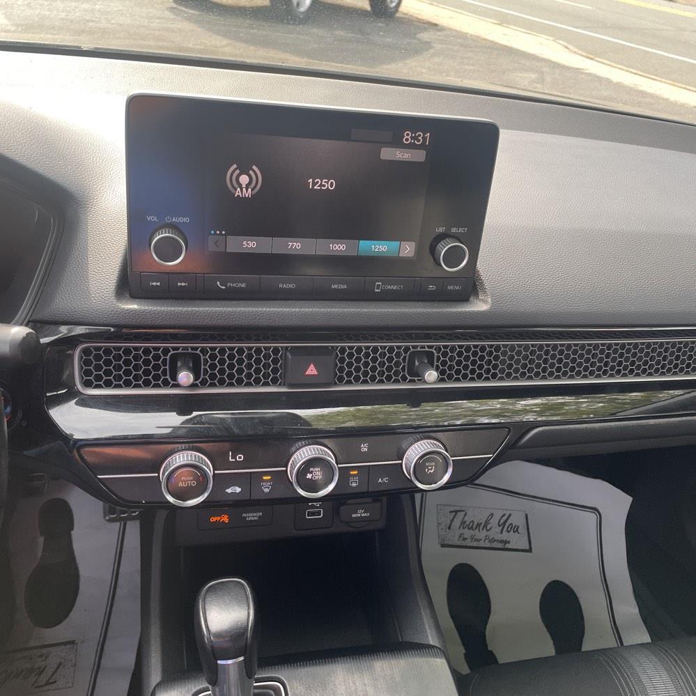 2022 Honda Civic Sport photo 4