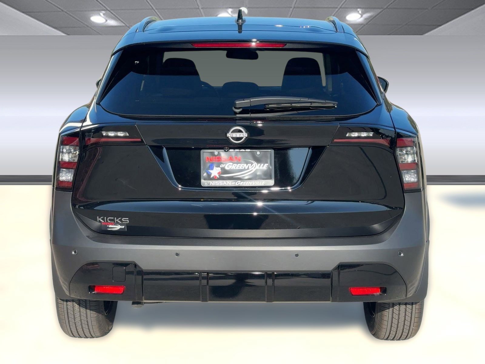 2026 Nissan Kicks SV photo 8