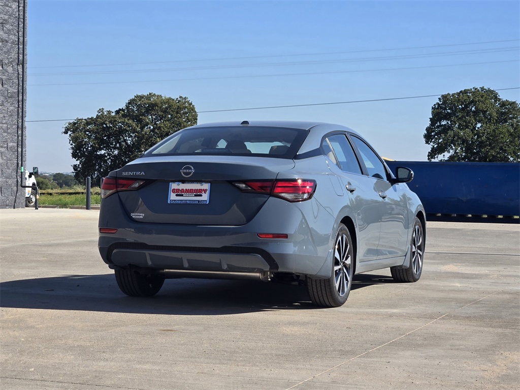 2025 Nissan Sentra SV photo 4