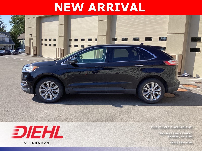2019 Ford Edge Titanium photo 4