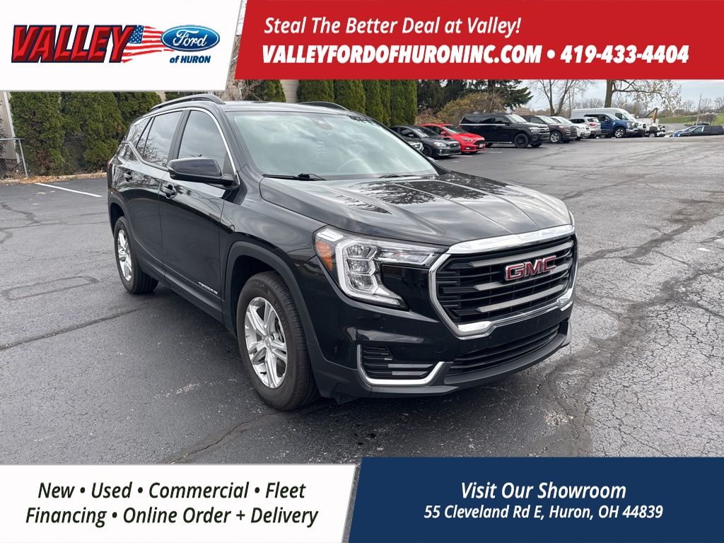 2023 GMC Terrain SLE's photo