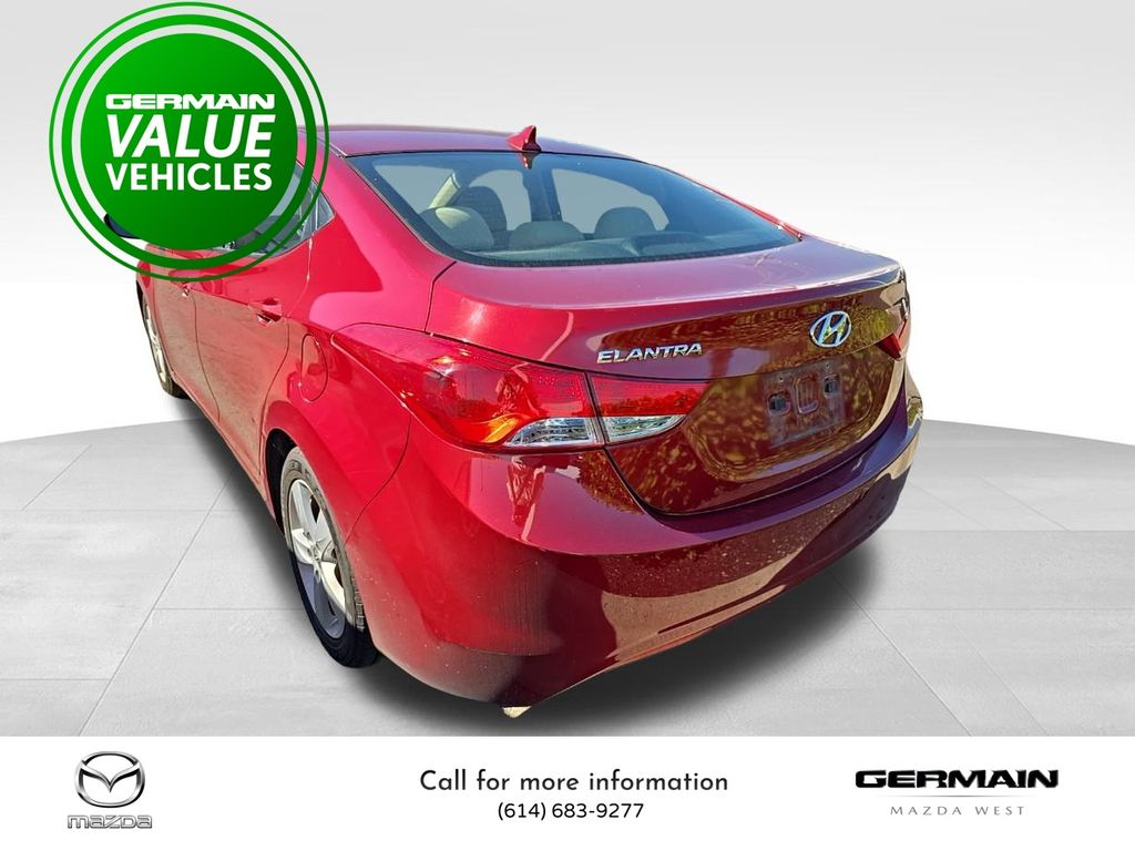2013 Hyundai Elantra GLS photo 4