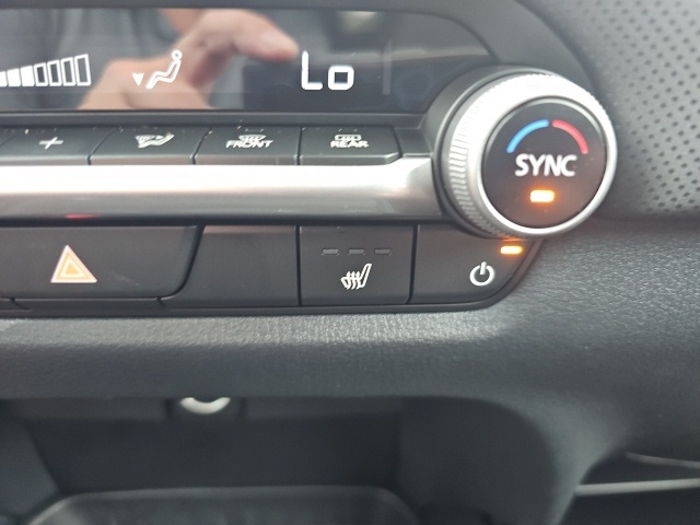 2025 Mazda CX-50 2.5 S Preferred photo 24