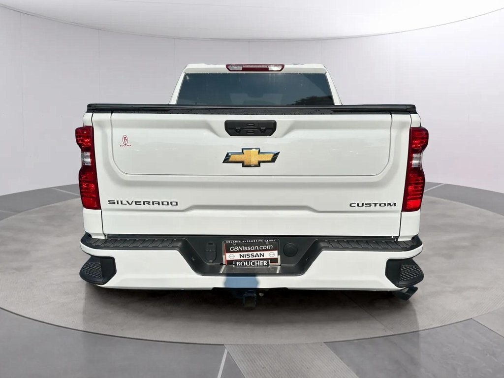 2023 Chevrolet Silverado 1500 Custom photo 5