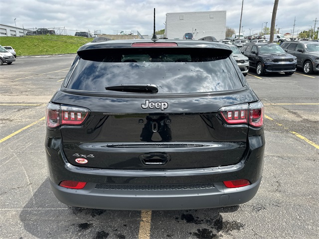 2025 Jeep Compass Latitude photo 7