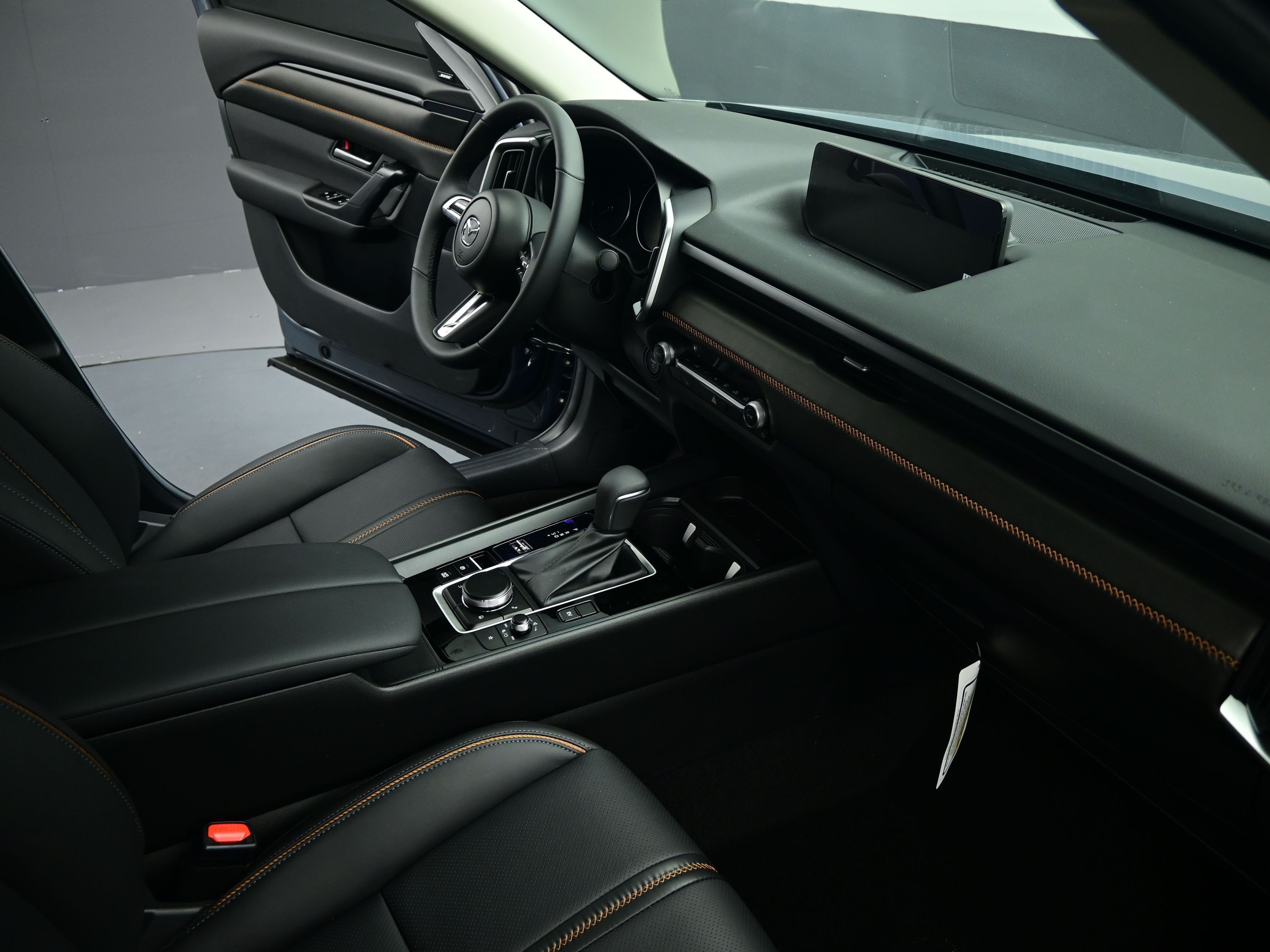 2025 Mazda CX-50 Premium photo 4