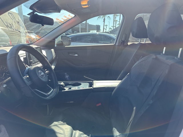 2023 Nissan Rogue SV photo 6